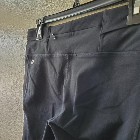 Fabletics | Trinity High-Waist Utility Ankle Length Legging Back Zip Pocket • M - Picture 5 of 8